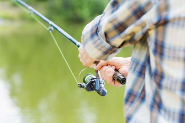 carrete de pesca bueno y barato